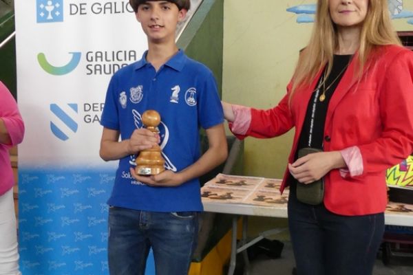 torneo-trofeos-premios-24BC57570B-DEF5-EB76-F620-4678BA8B1C12.jpg